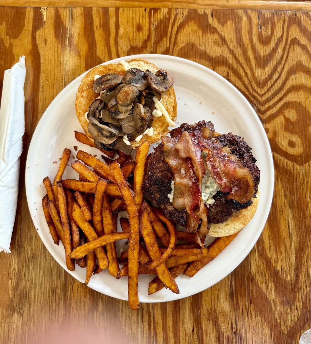 Derby City Burgersphoto 9